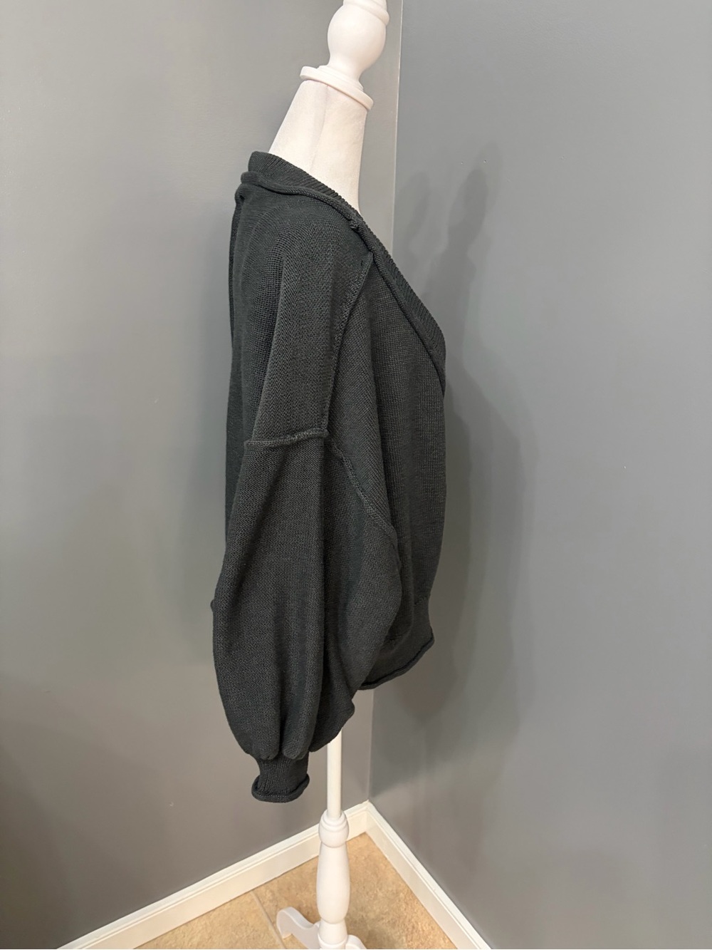 POL Charcoal 100% Cotton Knit V-Neck Pullover Sweater Balloon Sleeve Relaxed M - Picture 5 of 16